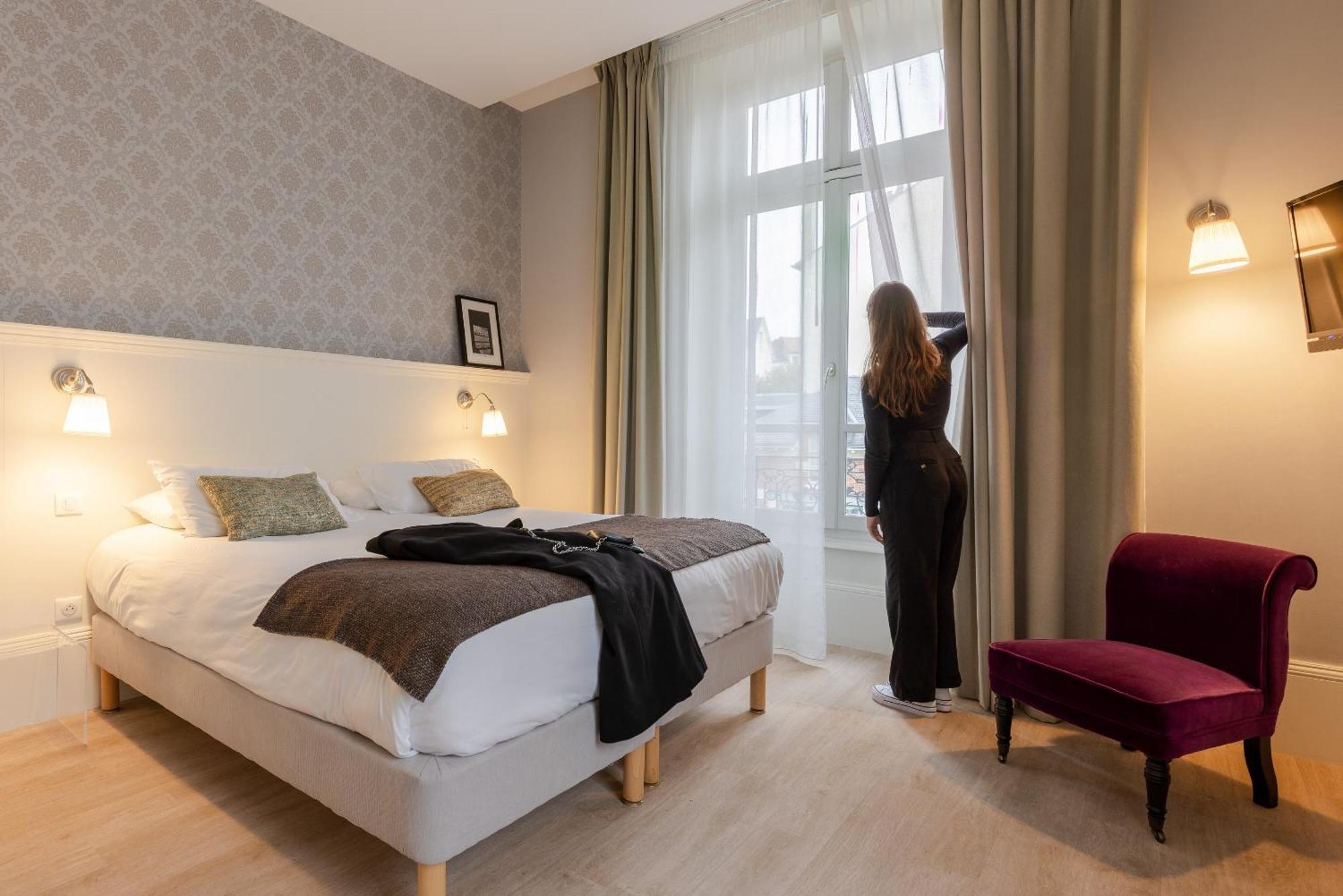 La Maison Blanche - Apparthotels De Charme Chic & Cosy A 350M Du Coeur De Ville De Limoges - Acces Autonome Phòng bức ảnh