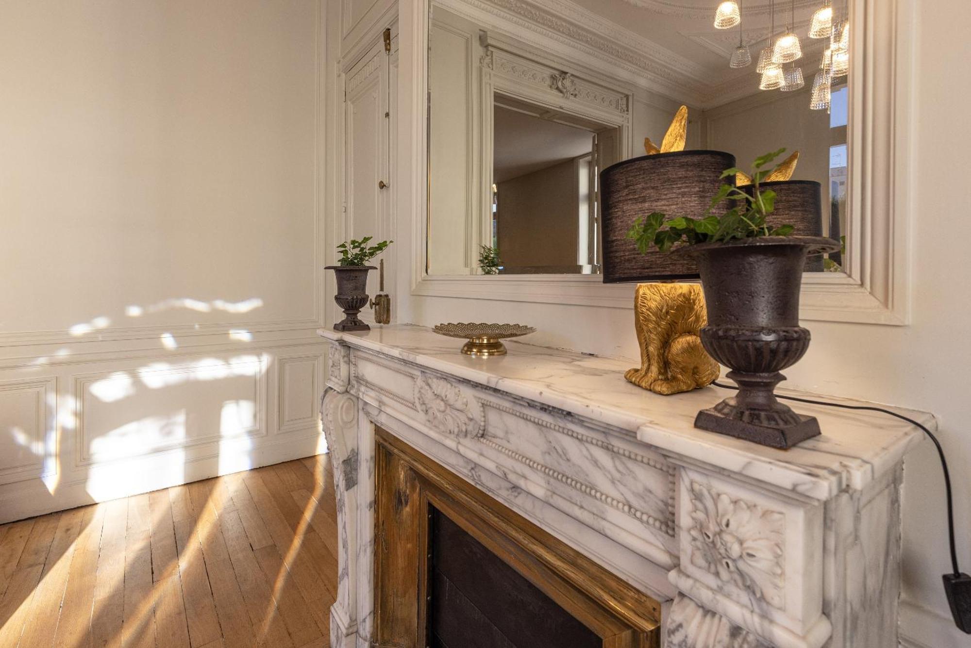 La Maison Blanche - Apparthotels De Charme Chic & Cosy A 350M Du Coeur De Ville De Limoges - Acces Autonome Ngoại thất bức ảnh