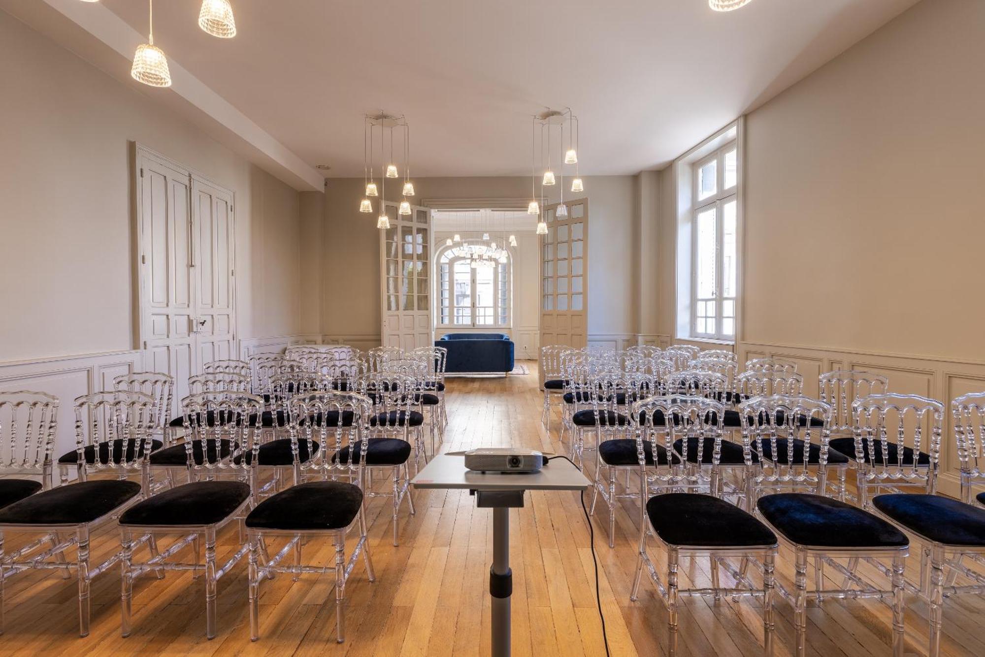 La Maison Blanche - Apparthotels De Charme Chic & Cosy A 350M Du Coeur De Ville De Limoges - Acces Autonome Ngoại thất bức ảnh