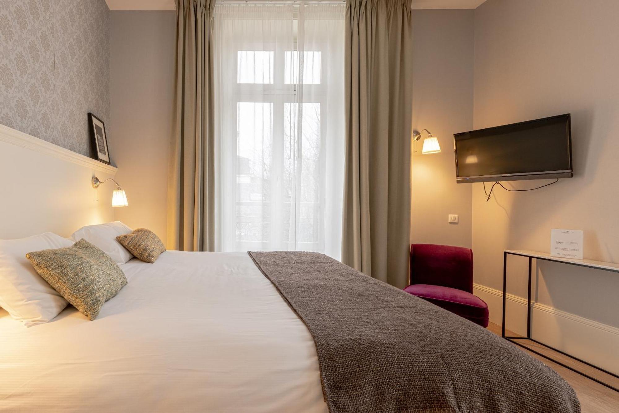 La Maison Blanche - Apparthotels De Charme Chic & Cosy A 350M Du Coeur De Ville De Limoges - Acces Autonome Ngoại thất bức ảnh