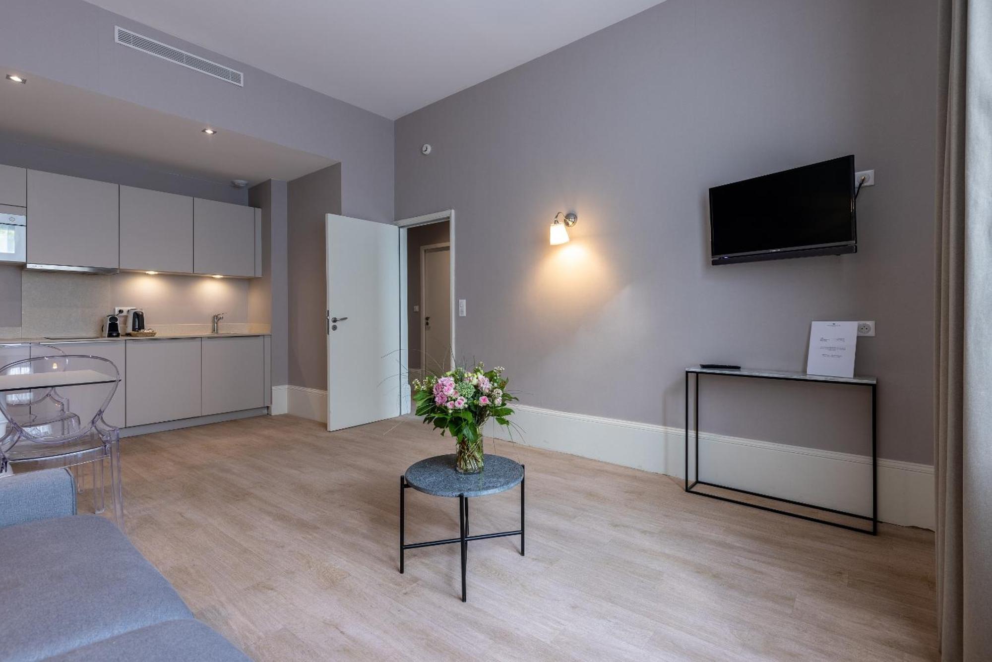 La Maison Blanche - Apparthotels De Charme Chic & Cosy A 350M Du Coeur De Ville De Limoges - Acces Autonome Phòng bức ảnh
