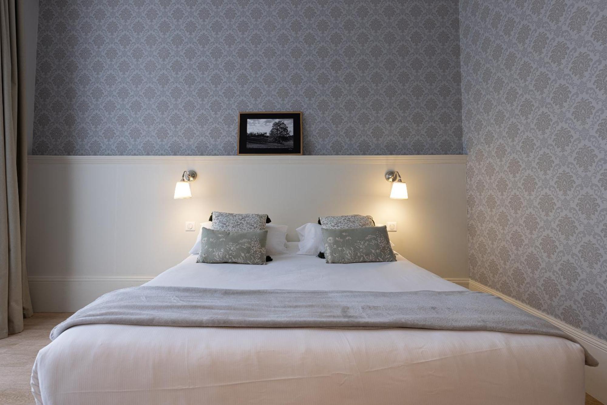 La Maison Blanche - Apparthotels De Charme Chic & Cosy A 350M Du Coeur De Ville De Limoges - Acces Autonome Ngoại thất bức ảnh
